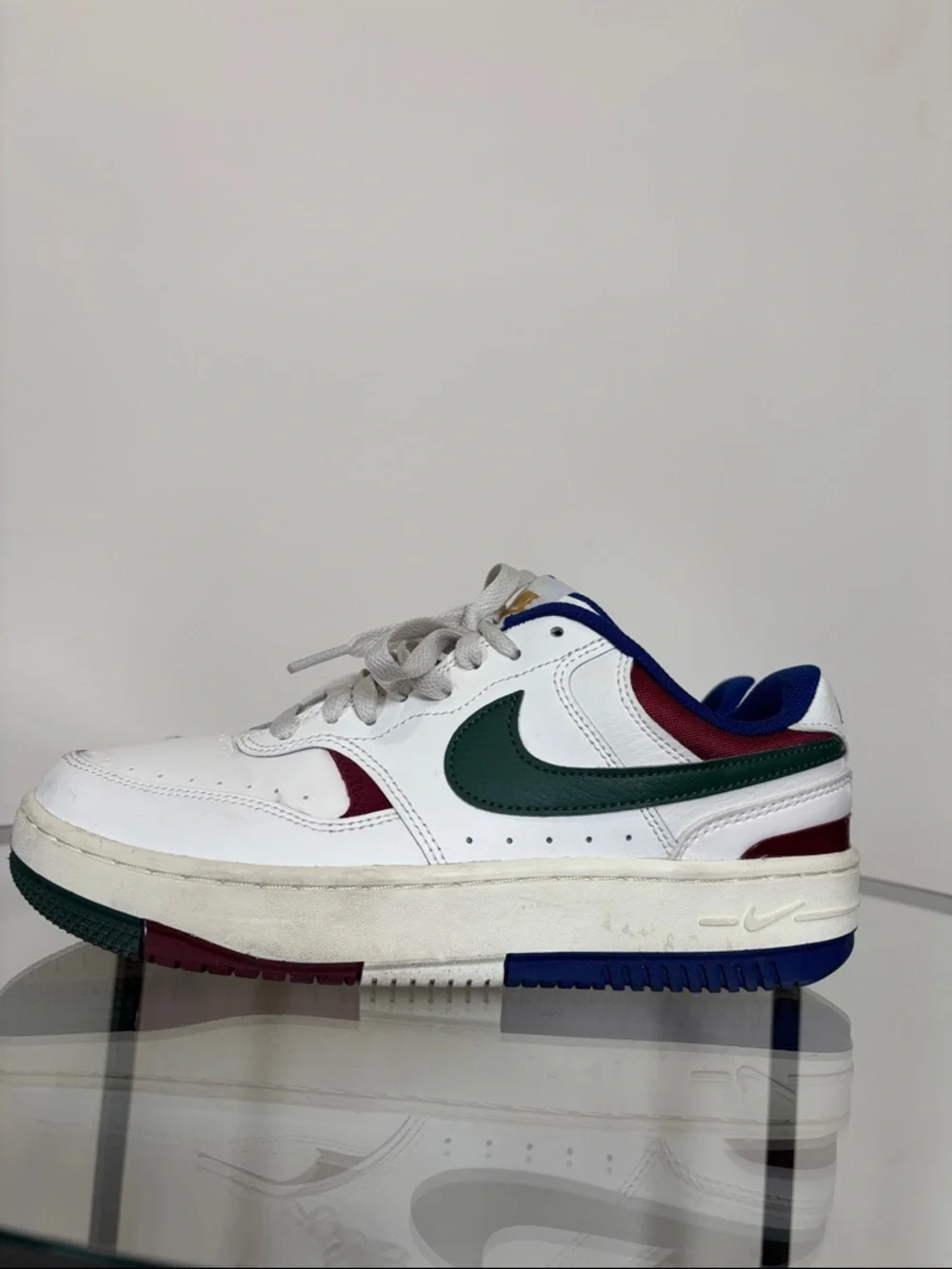 Nike Gamma Force Low-Top Sneaker Sail Green Navy Maroon Sz 8 Women’s
